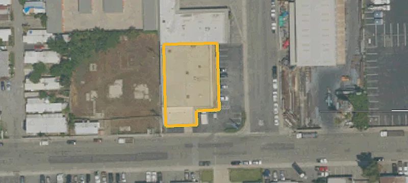 Freestanding Warehouse with Dock