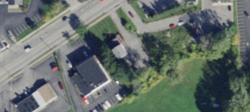 Retail Restaurant Building with Parking