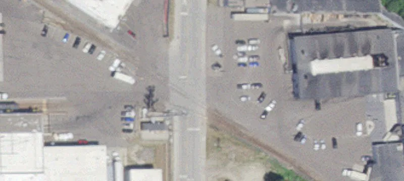 Multi-Tenant Office/Warehouse Building