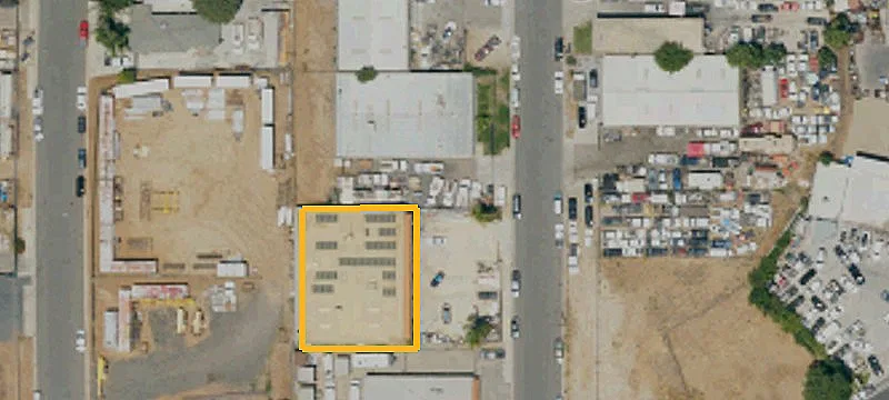 Office Flex Building with Secure Yard