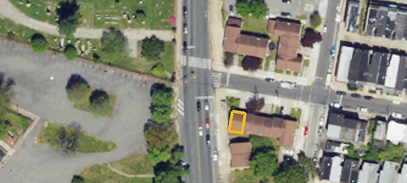 Mixed-Use Property for Redevelopment
