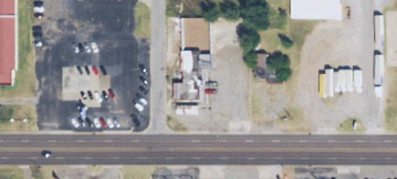 Freestanding Retail Building with Parking