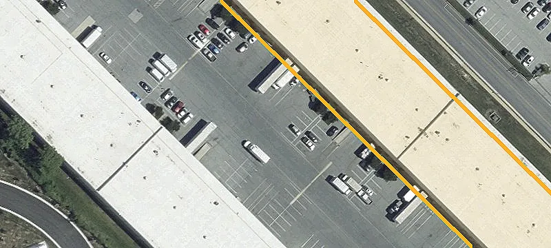 Multi-Suite Warehouse for Lease