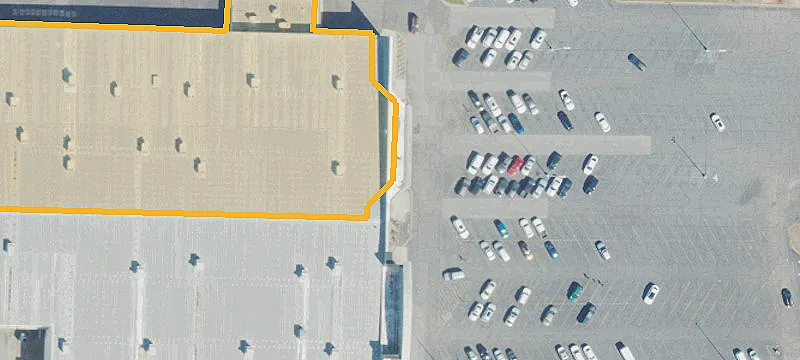 Retail Shopping Center with Pylon Signage