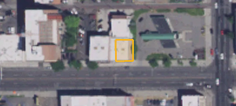 Downtown Retail and Showroom Space