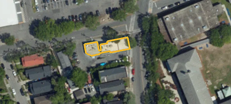 Freestanding Restaurant with Drive-Thru