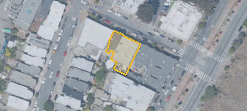 Vacant Retail Unit with Backyard