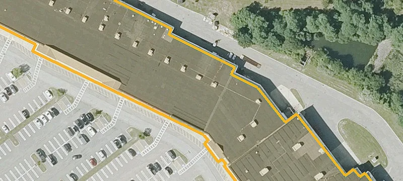 Retail Space in Regional Shopping Center