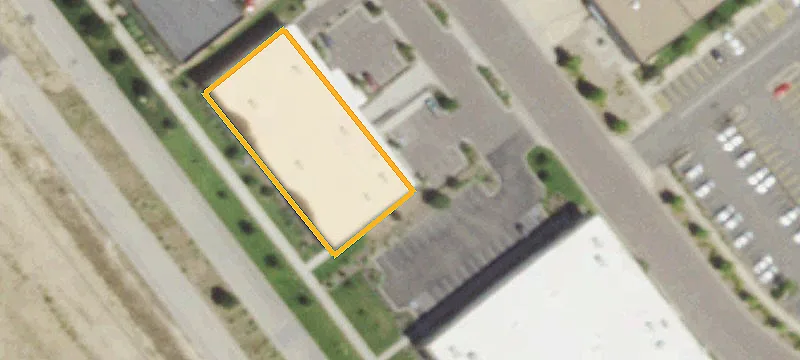 Warehouse with Dock High Door