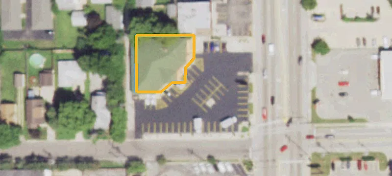 Retail or Office Space with Parking