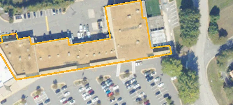 High-Traffic Shopping Center Space