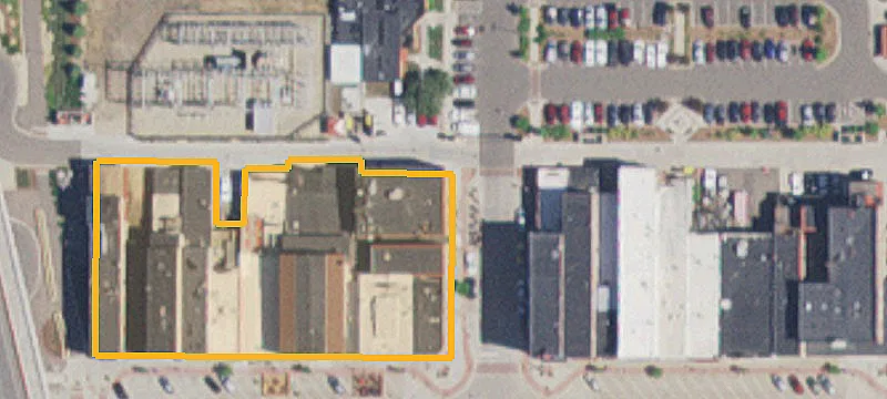 Two-Level Restaurant Building with Kitchens