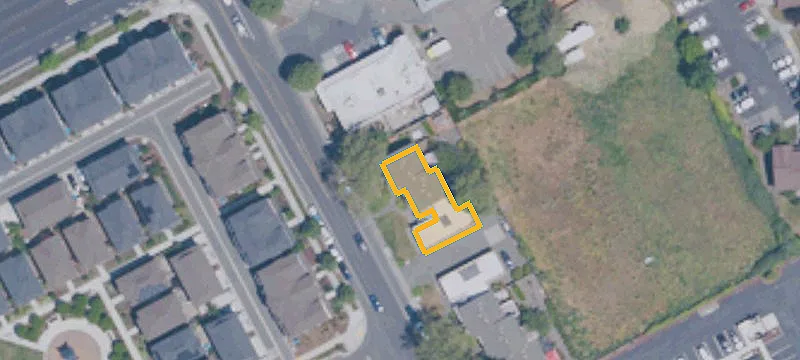 Two-Story Fourplex With Garages