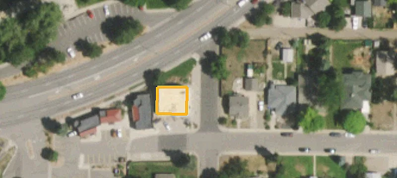 Specialty Retail Building Rental