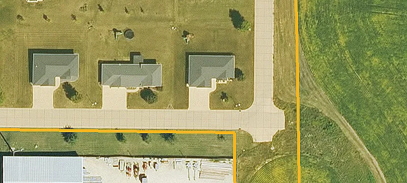 Walk-Out Residential Home Lot