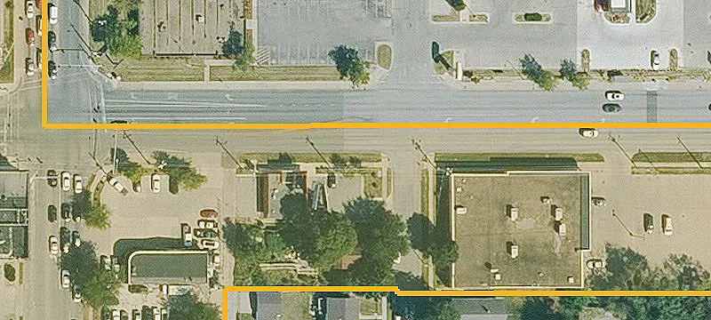 Retail Space in Multi-Tenant Mall
