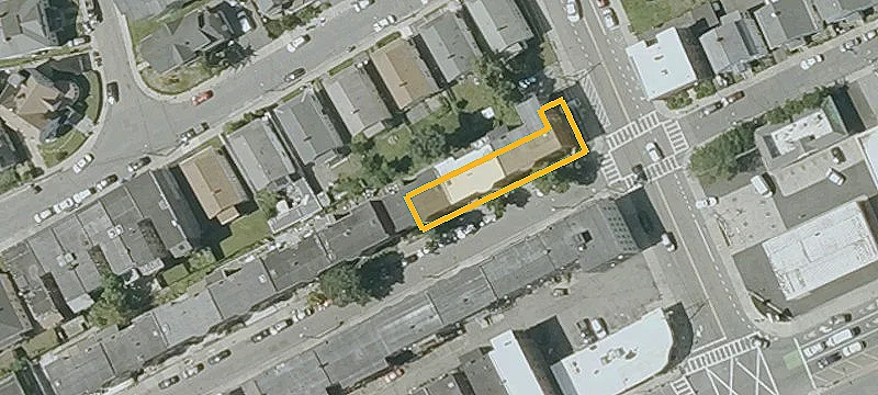 3BR Apartment with Balcony