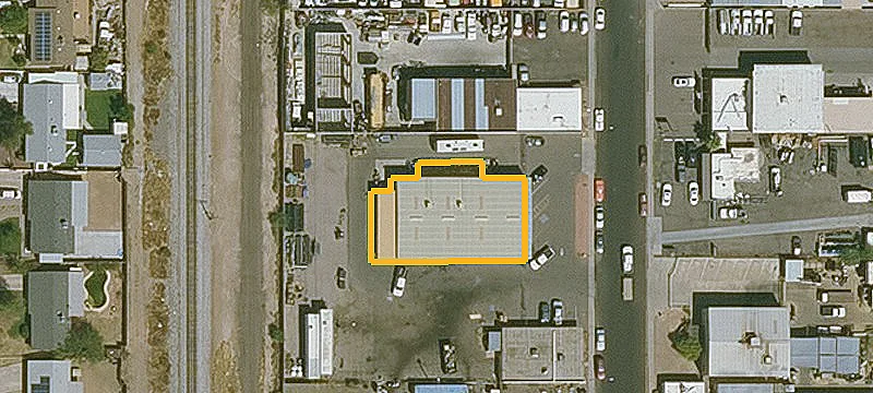 Commercial Land with Corner Structure