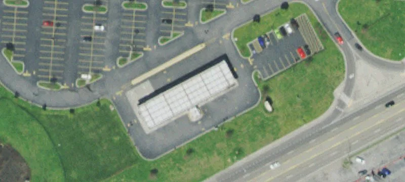 Retail Shop Space in Shopping Center