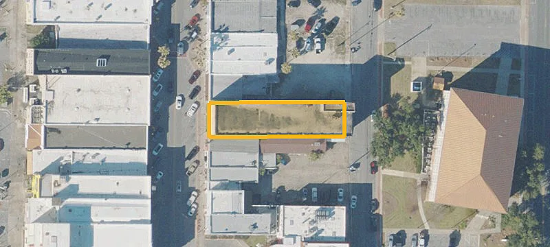 Poured-Concrete Rooftop Restaurant Opportunity