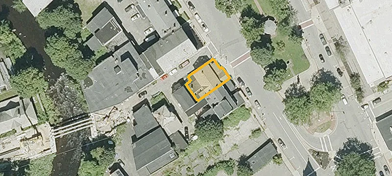 First-Floor Apartment Unit
