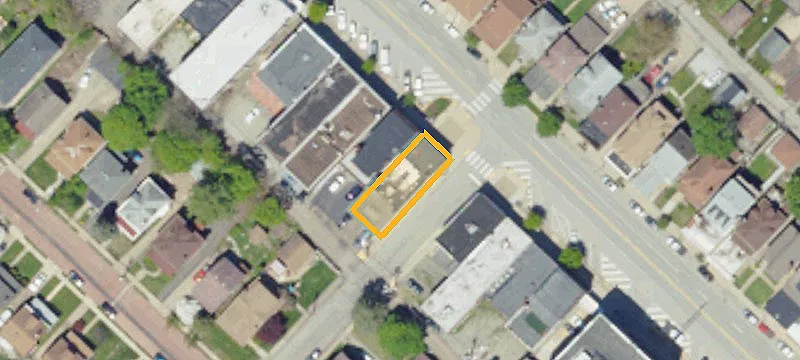 Mixed-Use Building with Street Access