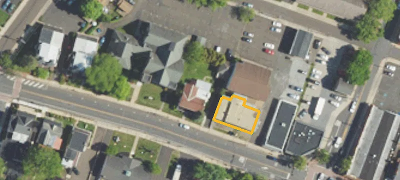 Mixed-Use Building with Leased Rentals