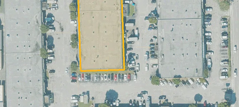 Warehouse with Street-Level Loading