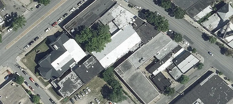 Commercial Retail Building with Suites