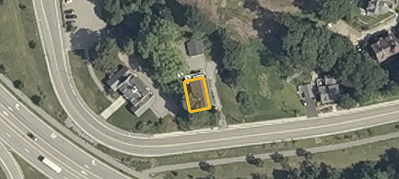 Renovated Duplex with Decks