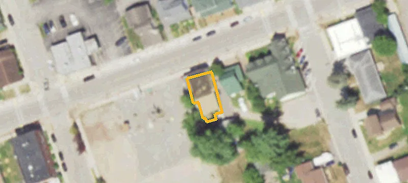 Multi-Unit Live-Work Building