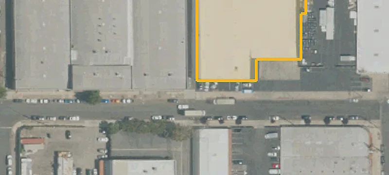 Warehouse with 30,000 SF Yard