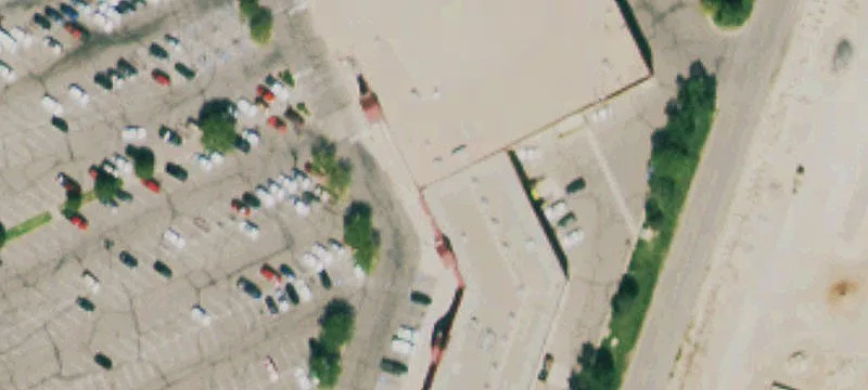 Retail/Office Suite in Grocery-Anchored Center