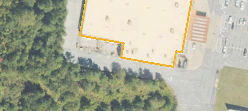 Signalized Shadow-Anchored Shopping Center