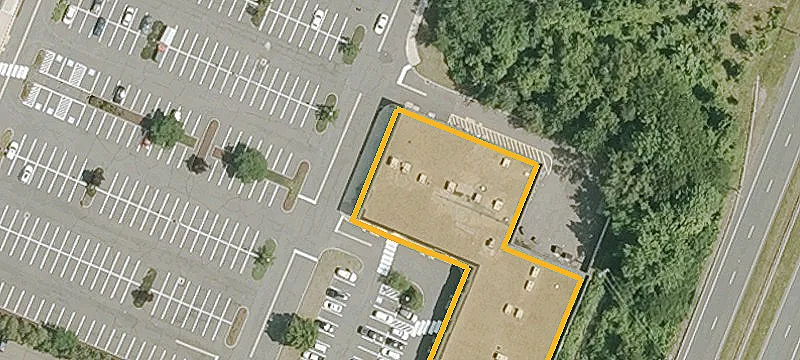 Retail Space in Dual-Anchored Center
