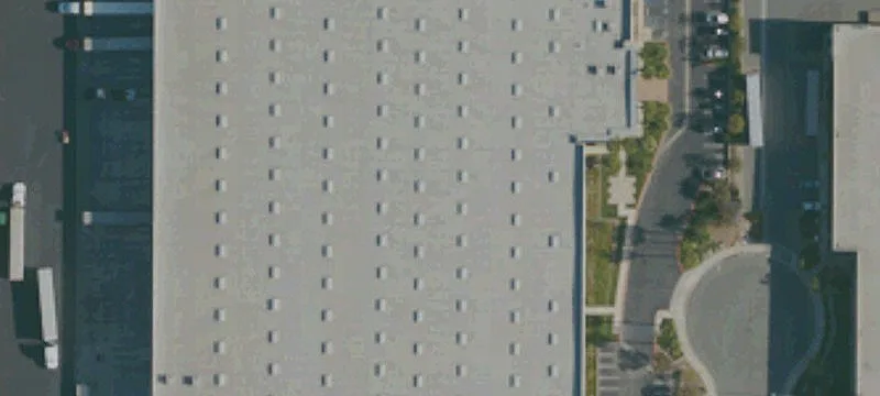 Clear-Height 32’ Warehouse
