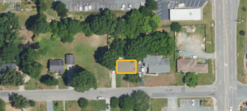 New-Construction Duplex With Two Entrances