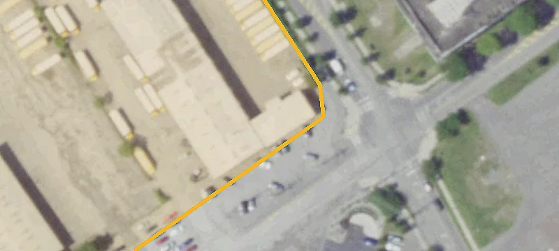 Office Building Near Major Amenities