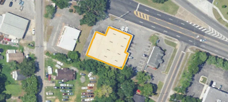 Freestanding Retail/Warehouse Building