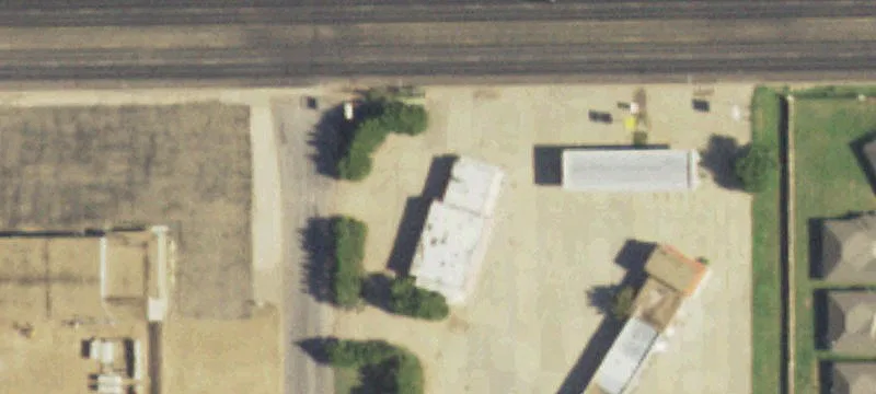 Restaurant-Ready Commercial Building
