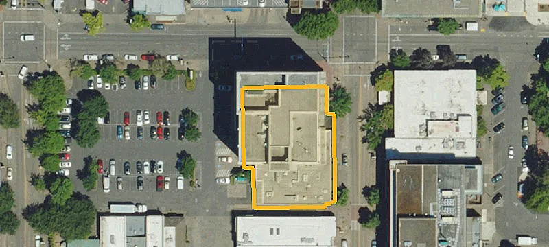 Turnkey Restaurant Space with Hood