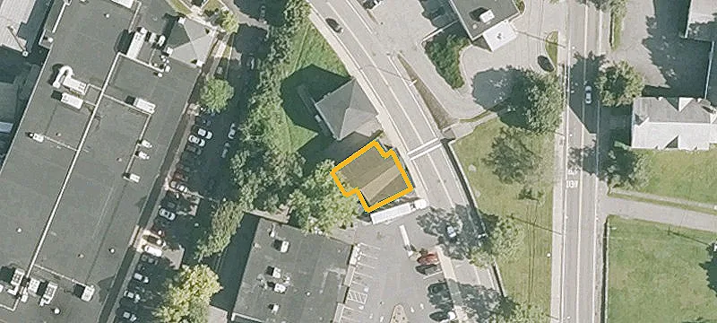 Four-Unit Residential Building with Parking