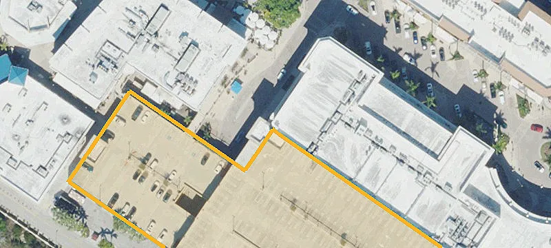 Mixed-Use Office Space with Parking