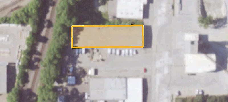 Grade-Level Drive-In Flex Suites