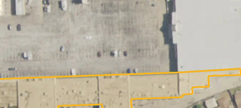 Retail Space in Shopping Center