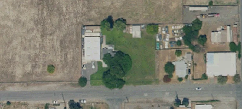 Office/Warehouse with Yard