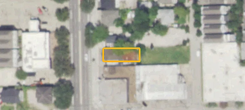 Multi-Frontage Retail Strip Center