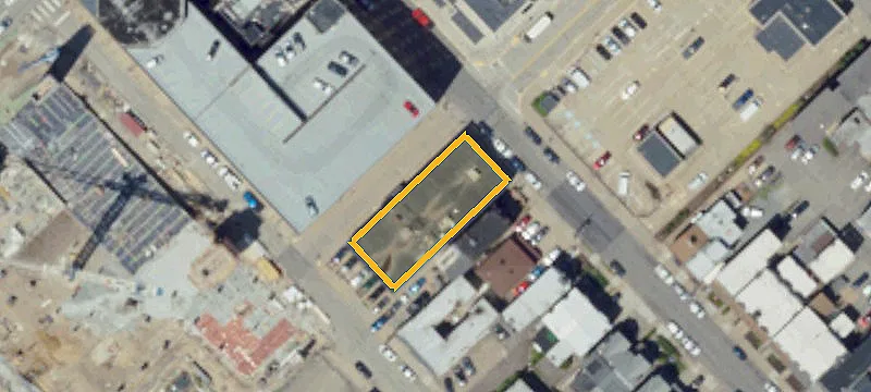 Subdividable Office Suite with Elevator