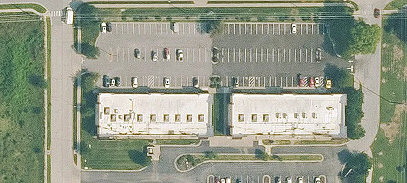 Retail Strip Center Off Eisenhower