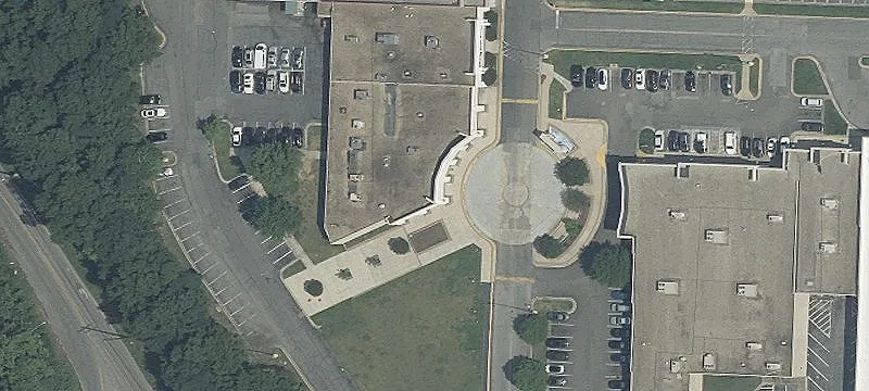 Signalized-Access Power Center